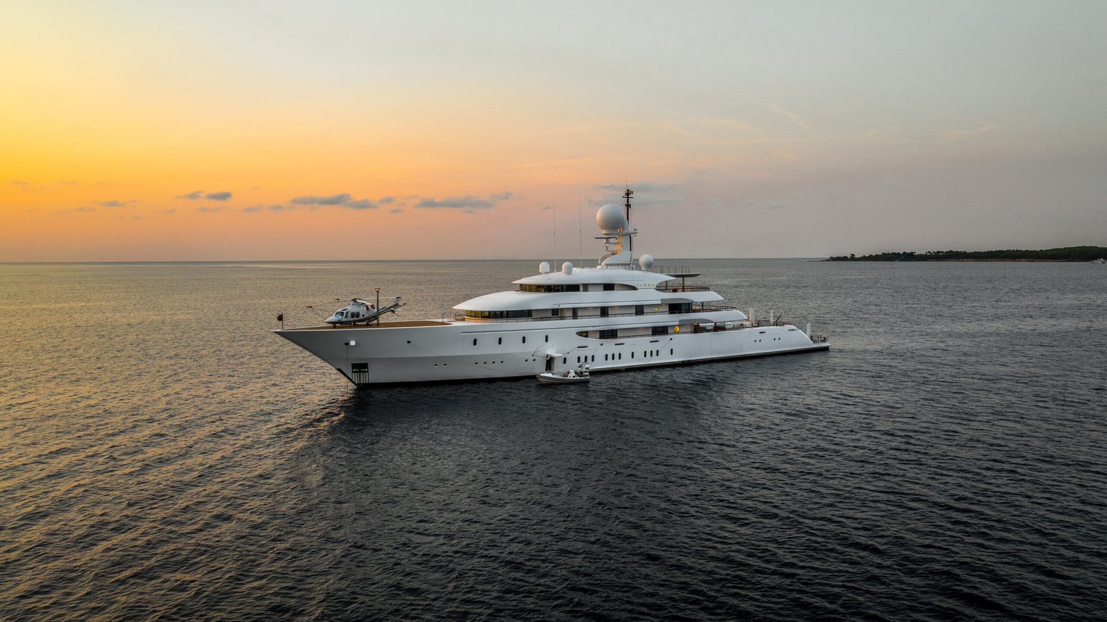 spacevisuals_Yahcts_Cannes_06-09-2025-7